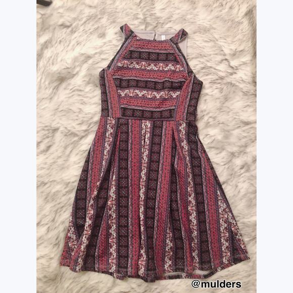 Xhilaration Black, Red, White Halter Striped Bohemian Boho Hippy Summer Dress - Picture 3 of 13
